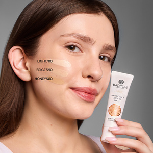 Feuchtigkeitsspendende BB Cream LSF 15 (110/Light) 